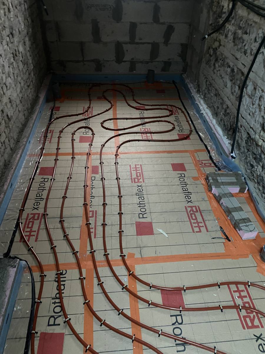 Pose d’un plancher chauffant basse température en neuf et rénovation proche du HAVRE.